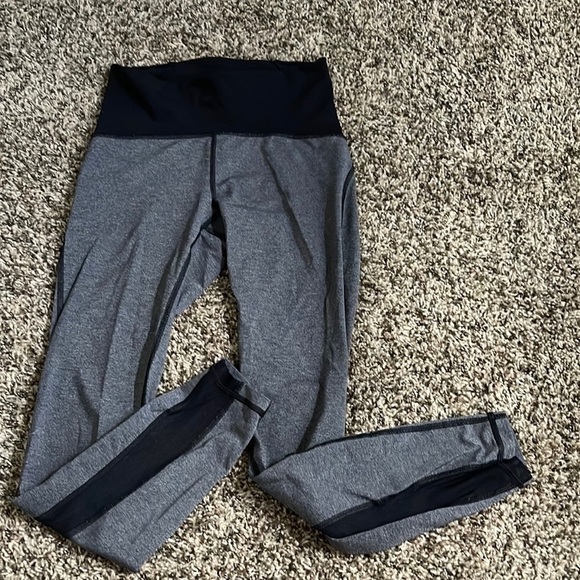Lululemon Train Times 7/8 Pant *25"
Heathered Black / Black 4 - Picture 2 of 8